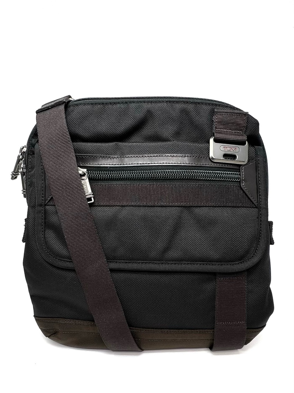 Tumi Eastern Zip Top Flap Crossbody Hickory Brown Nylon Messenger Bag Like New